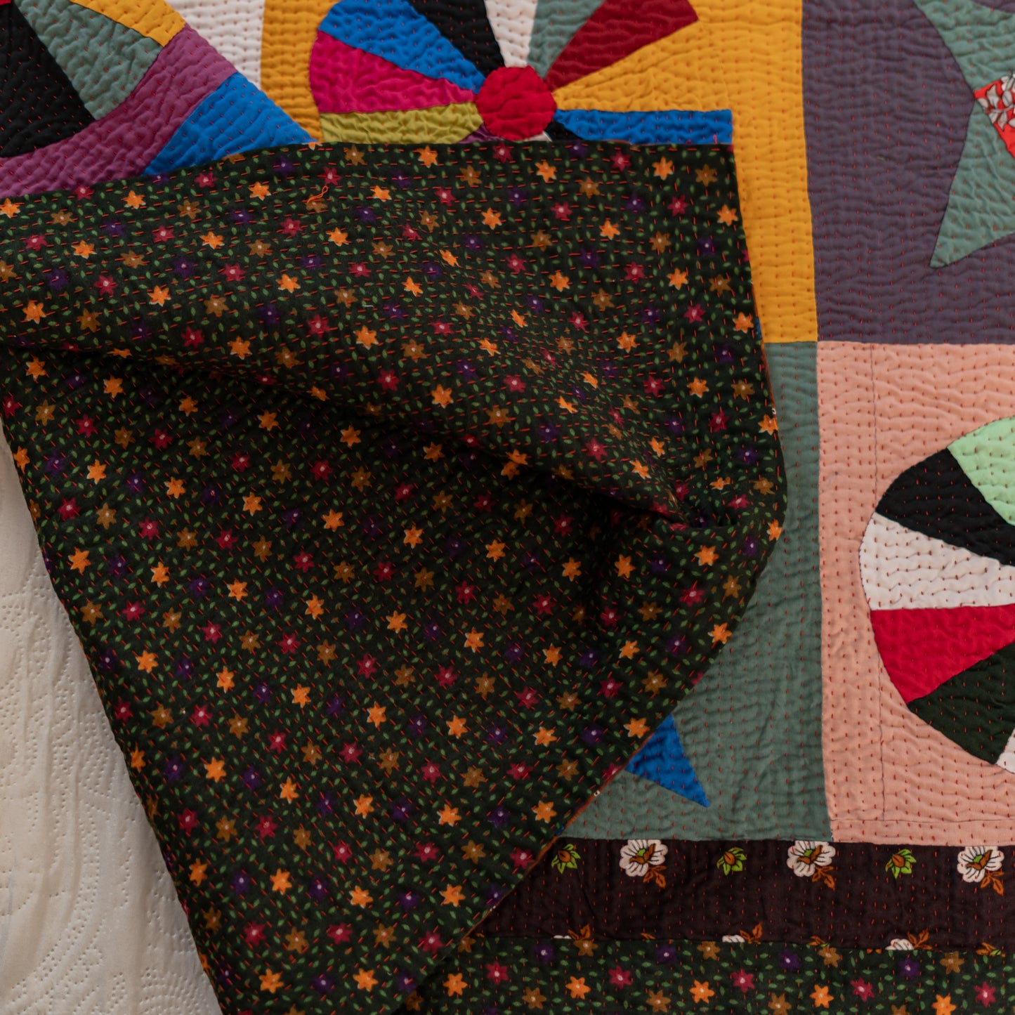 Celestial Garden Sunburst Rilli– Appliqué Sindhi Ralli Quilt – Handmade • Pure Cotton • Heritage Craft from Sindh