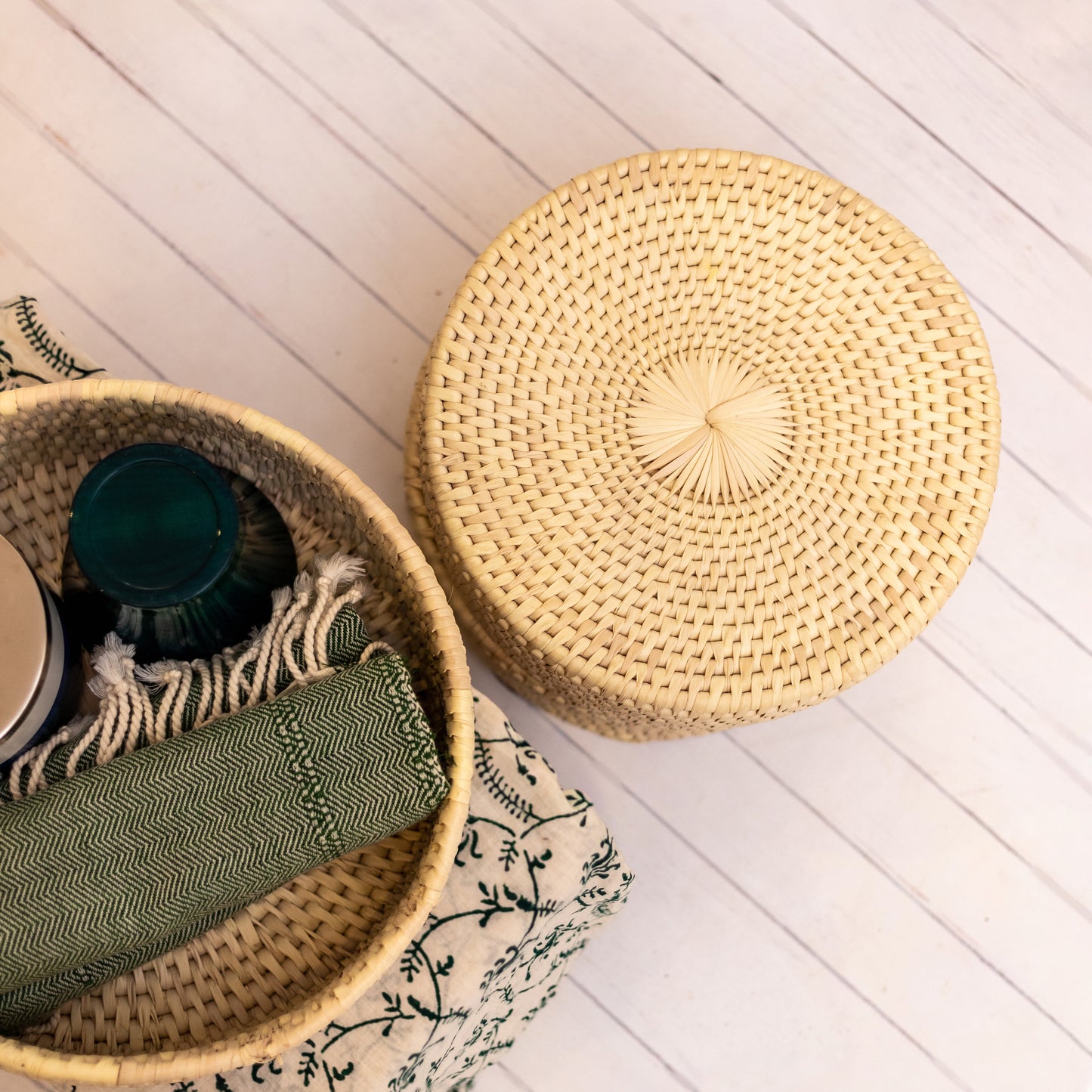 Round Handwoven Date Palm Basket – Sustainable Craft from Sindh, Pakistan