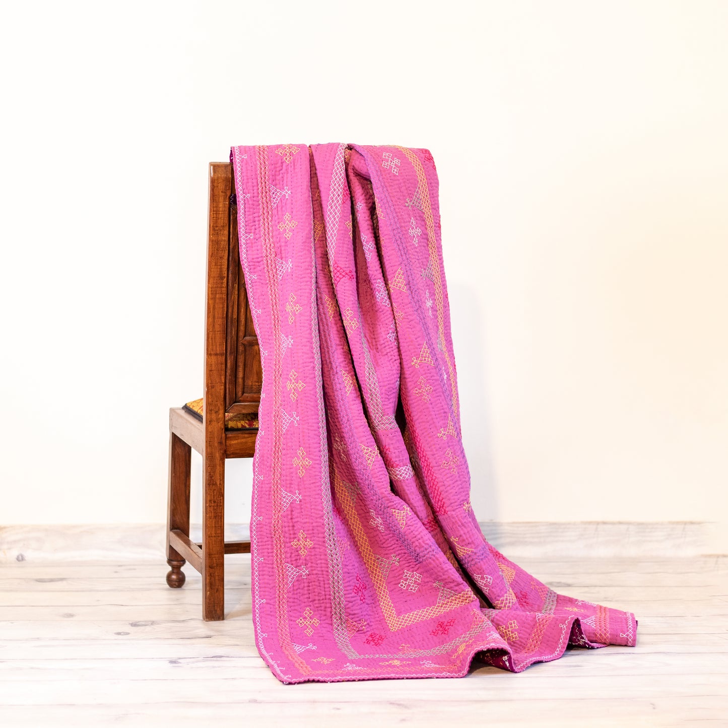 Magenta Yogi Single Rilli