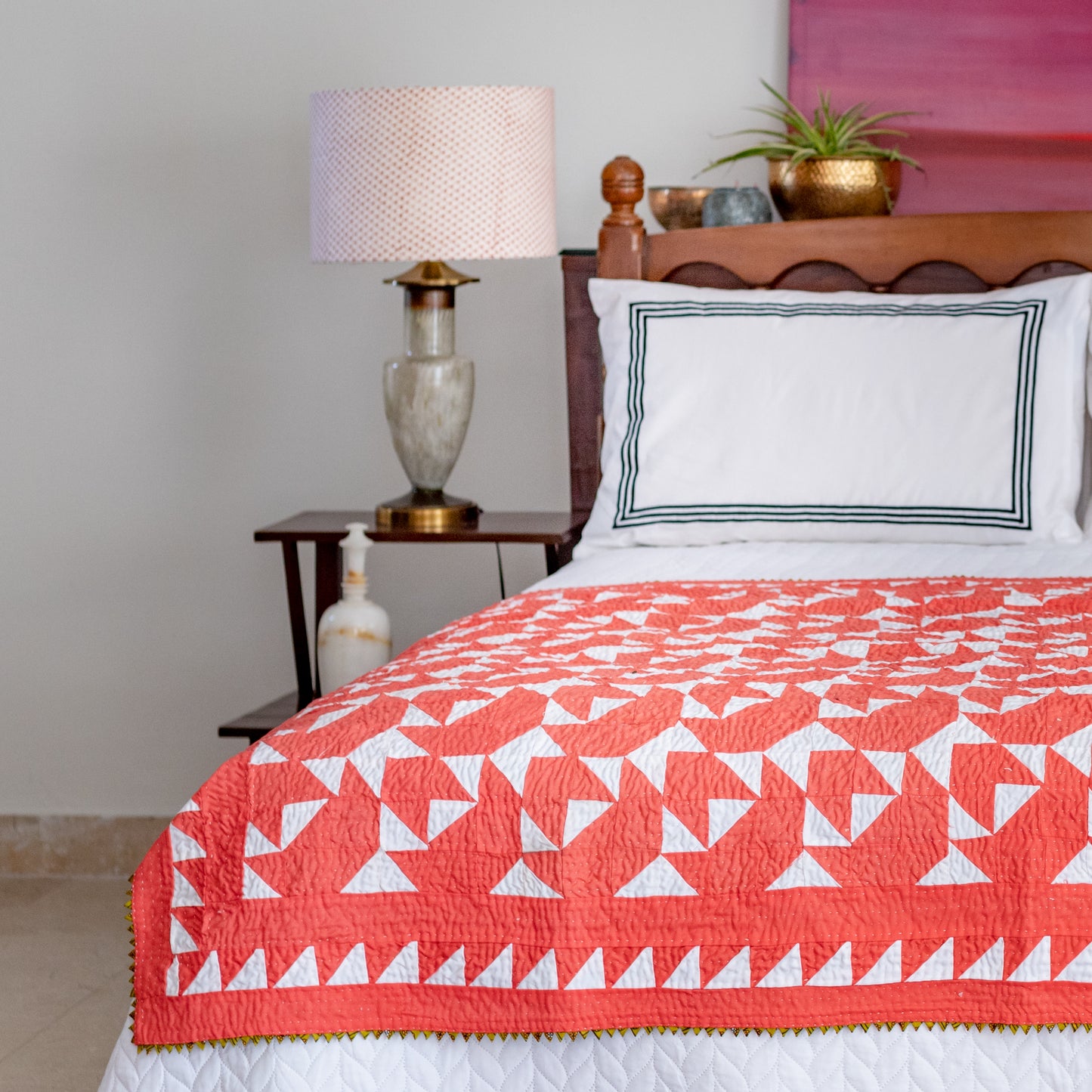 Sail Boat Rilli – Peach & White | Throw Size