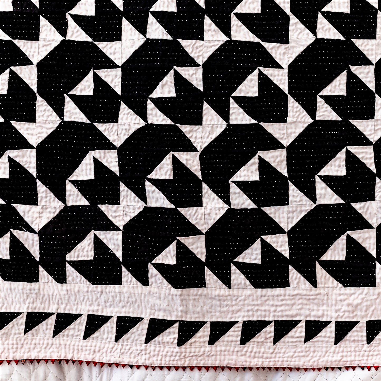 Black & White Sail Boat Rilli Throw (RC-0016)