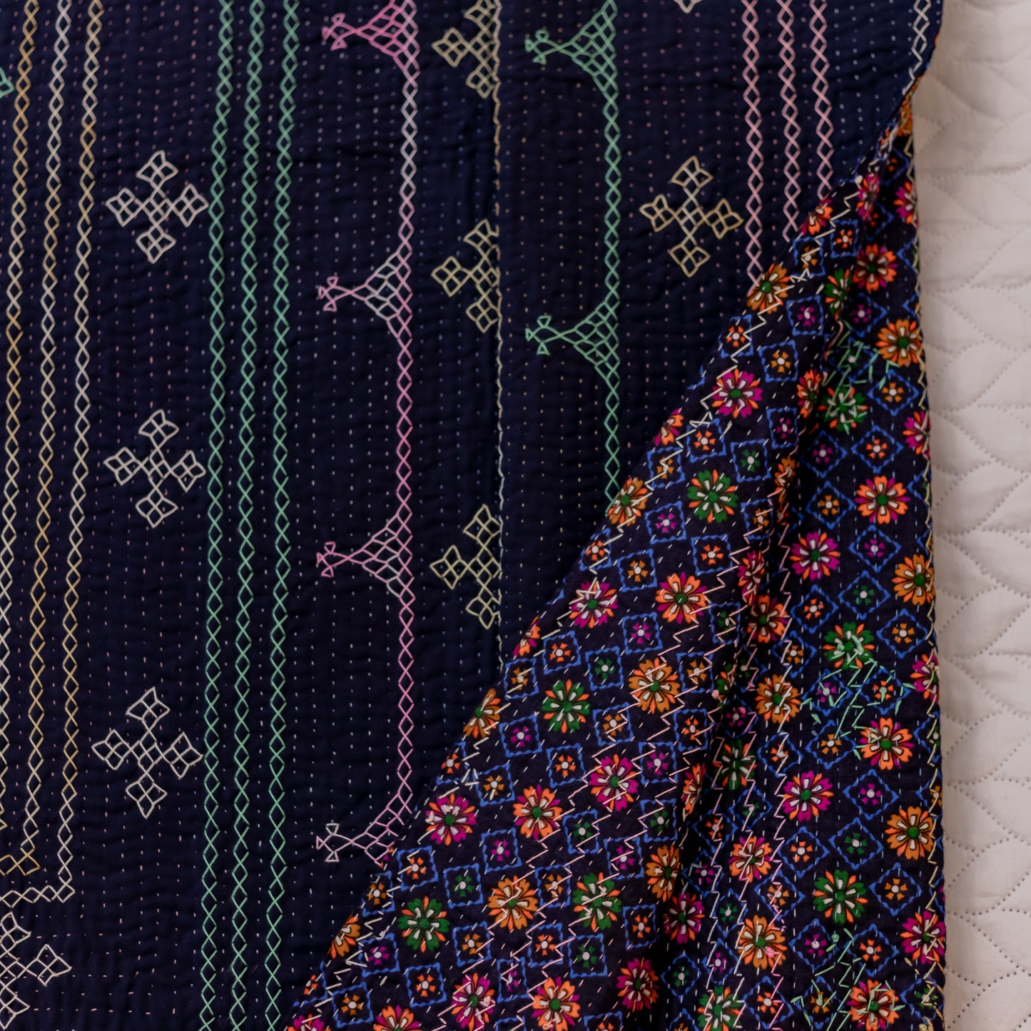 Navy J Rilli – Queen Size