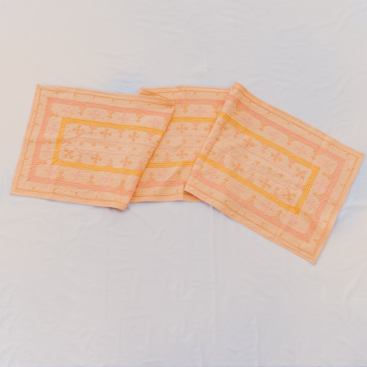 Bed Runner Peach