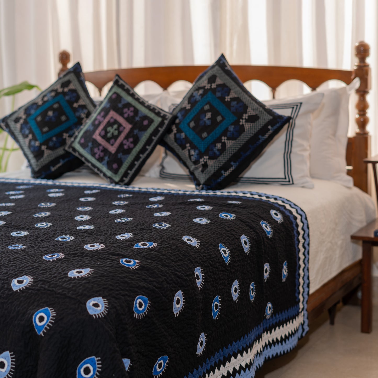 Appliqué Black Evil Eye Ralli Quilt – Handcrafted • Heritage Stitching • Museum-Quality Textile Art