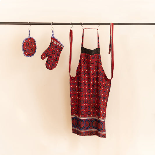 Maroon Ajrak Kitchen Set