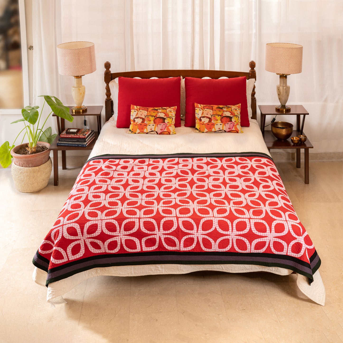 Sindhi Flame Paisley Ralli Quilt – Red Appliqué Throw Size