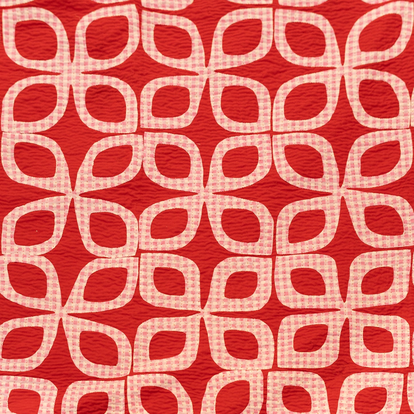 Sindhi Flame Paisley Ralli Quilt – Red Appliqué Throw Size