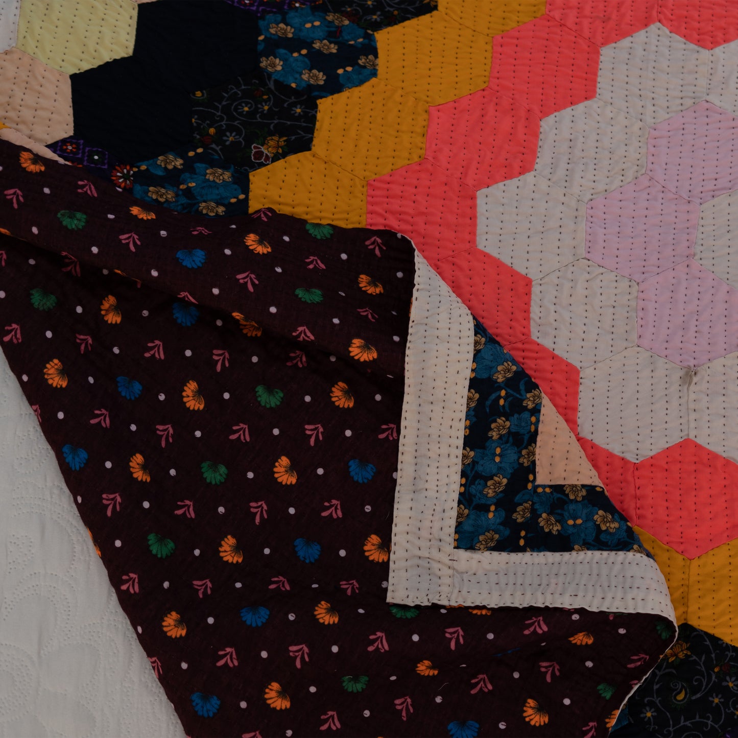 Sunburst Honeycomb Patchwork Ralli Quilt Handmade • Pure Cotton • Heritage Craft from Sindh