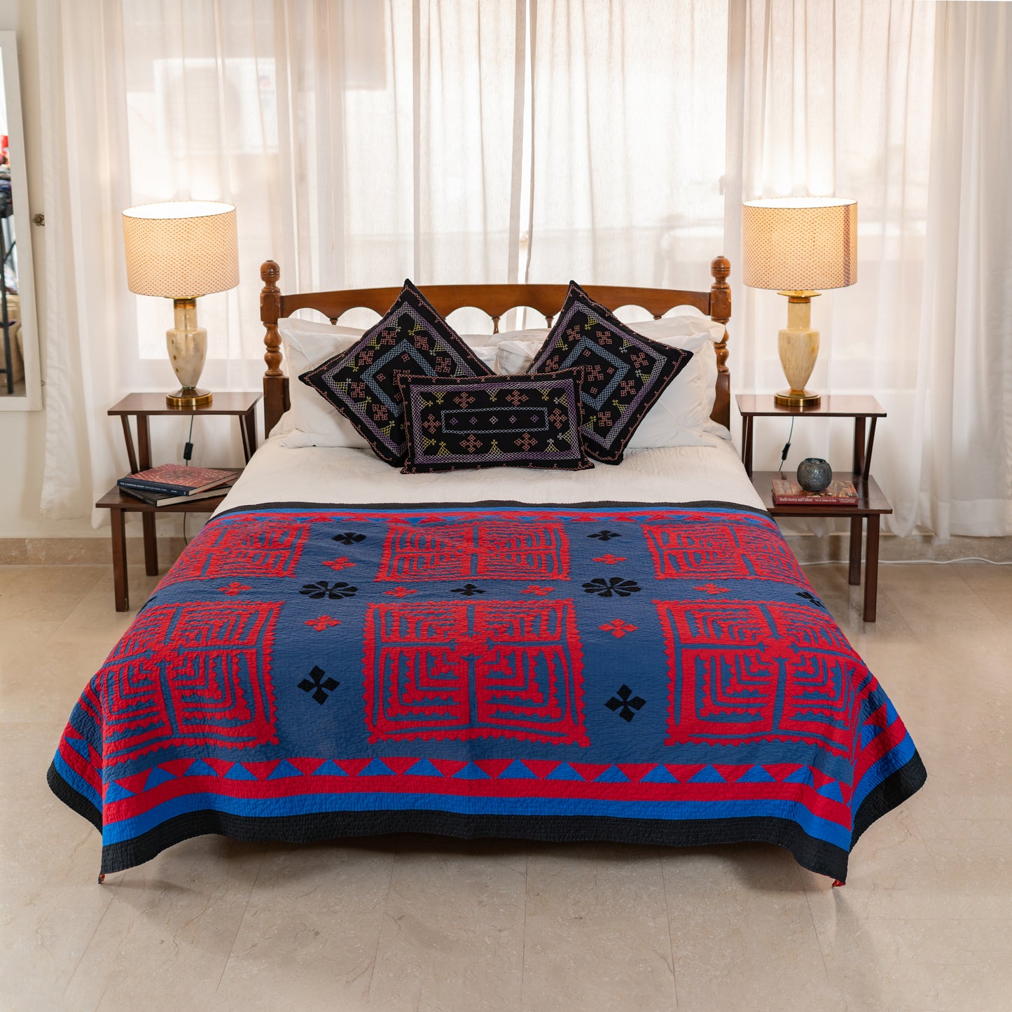 Labyrinth of Sindh: Reversible Appliqué Sindhi Ralli Quilt – Handmade • Pure Cotton • Heritage Craft from Sindh