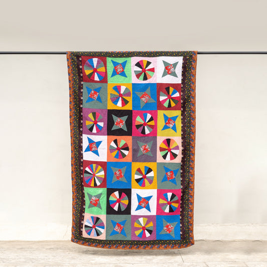 Celestial Garden Sunburst Rilli– Appliqué Sindhi Ralli Quilt – Handmade • Pure Cotton • Heritage Craft from Sindh