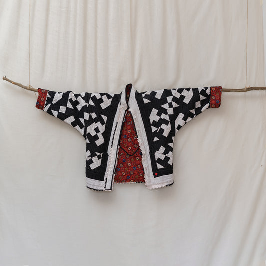 Handmade Ralli Reversible Jacket (White & Black)