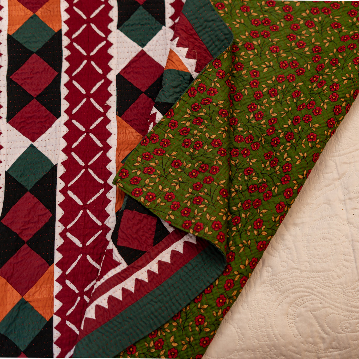 Royal Medallion Reversible Handmade Appliqué Sindhi Ralli Quilt