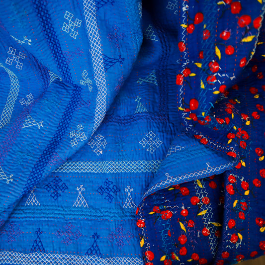 Deep Blue Yogi Twin