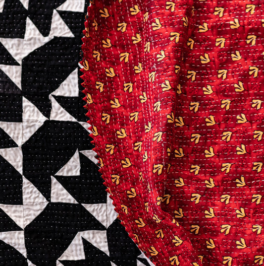 Black & White Sail Boat Rilli Throw (RC-009)