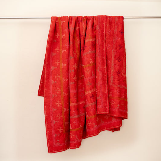 Red Yogi Rilli King Size – Handmade Embroidered Cotton Quilt