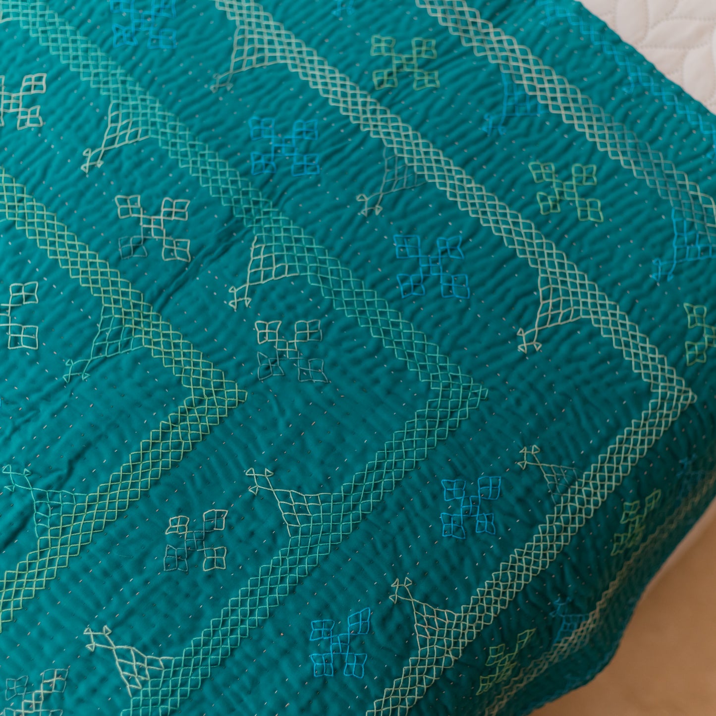 Teal & Pink Reversible Rilli – Throw Size