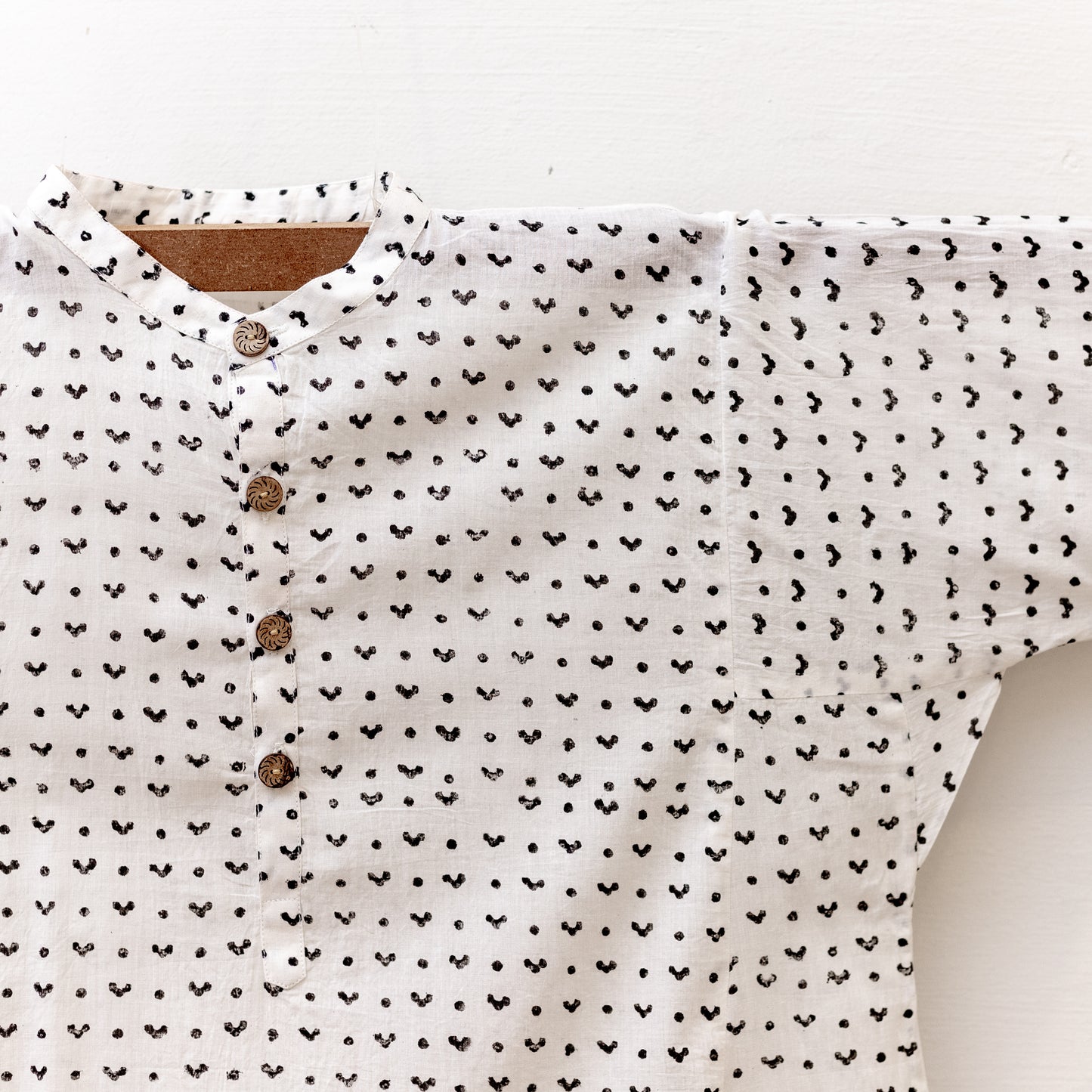 White Kurta with Black Hearts Motifs