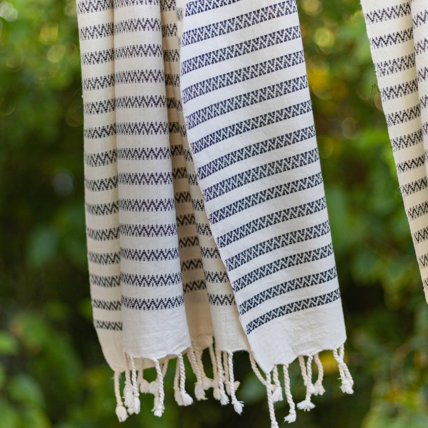 Pitloom Shawl – Cream & Ink