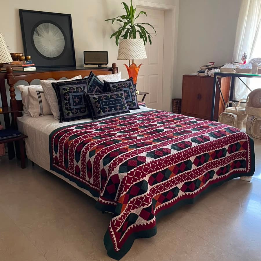 Royal Medallion Reversible Handmade Appliqué Sindhi Ralli Quilt