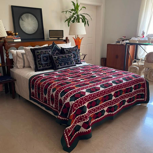 Royal Medallion Reversible Handmade Appliqué Sindhi Ralli Quilt